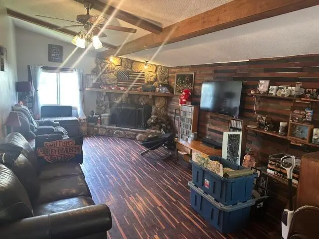 215 W Prairie St, Wilton, IA 52778 - #3