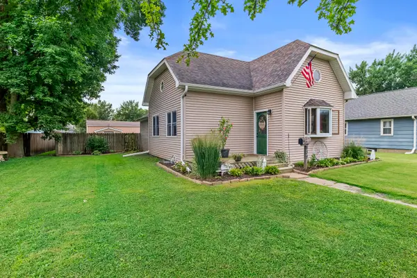 839 Buchanan, Wapello, IA 52653