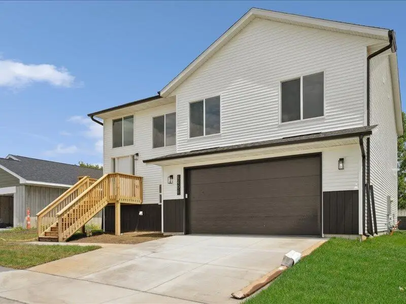 1502 Duncan Drive, Muscatine, IA 52761 - #2