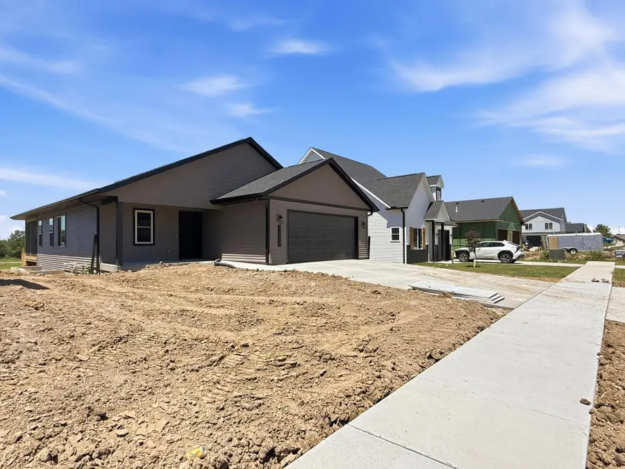 1415 Duncan Drive, Muscatine, IA 52761 - #2