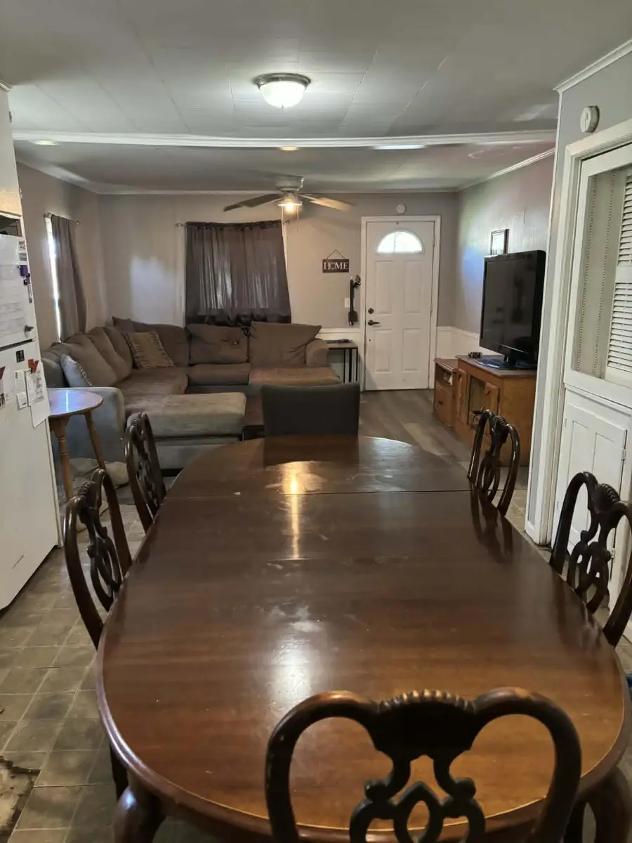 1208 Nebraska, Muscatine, IA 52761 - #3