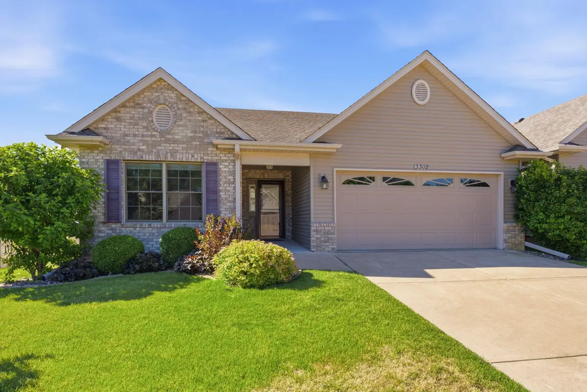 3302 Anastasia Place, Muscatine, IA 52761 - #1