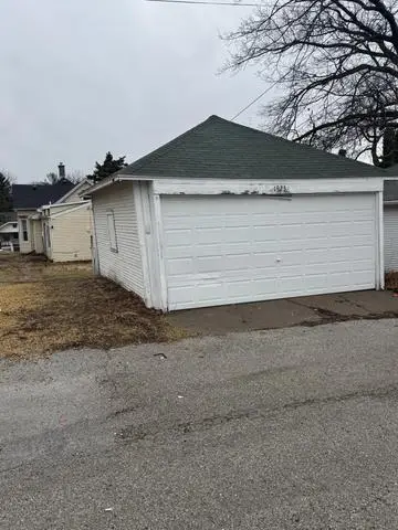 1925 Vine, Davenport, IA 52804 - #2