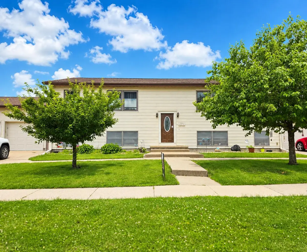 1203 APT 2 Kirstin Ct., Muscatine, IA 52761 - #1