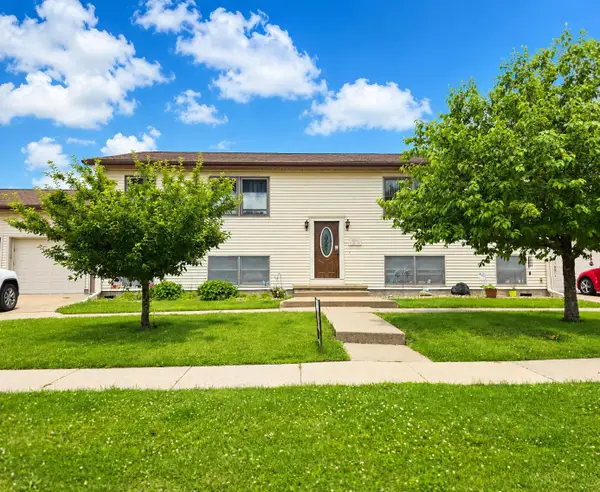1203 APT 2 Kirstin Ct., Muscatine, IA 52761