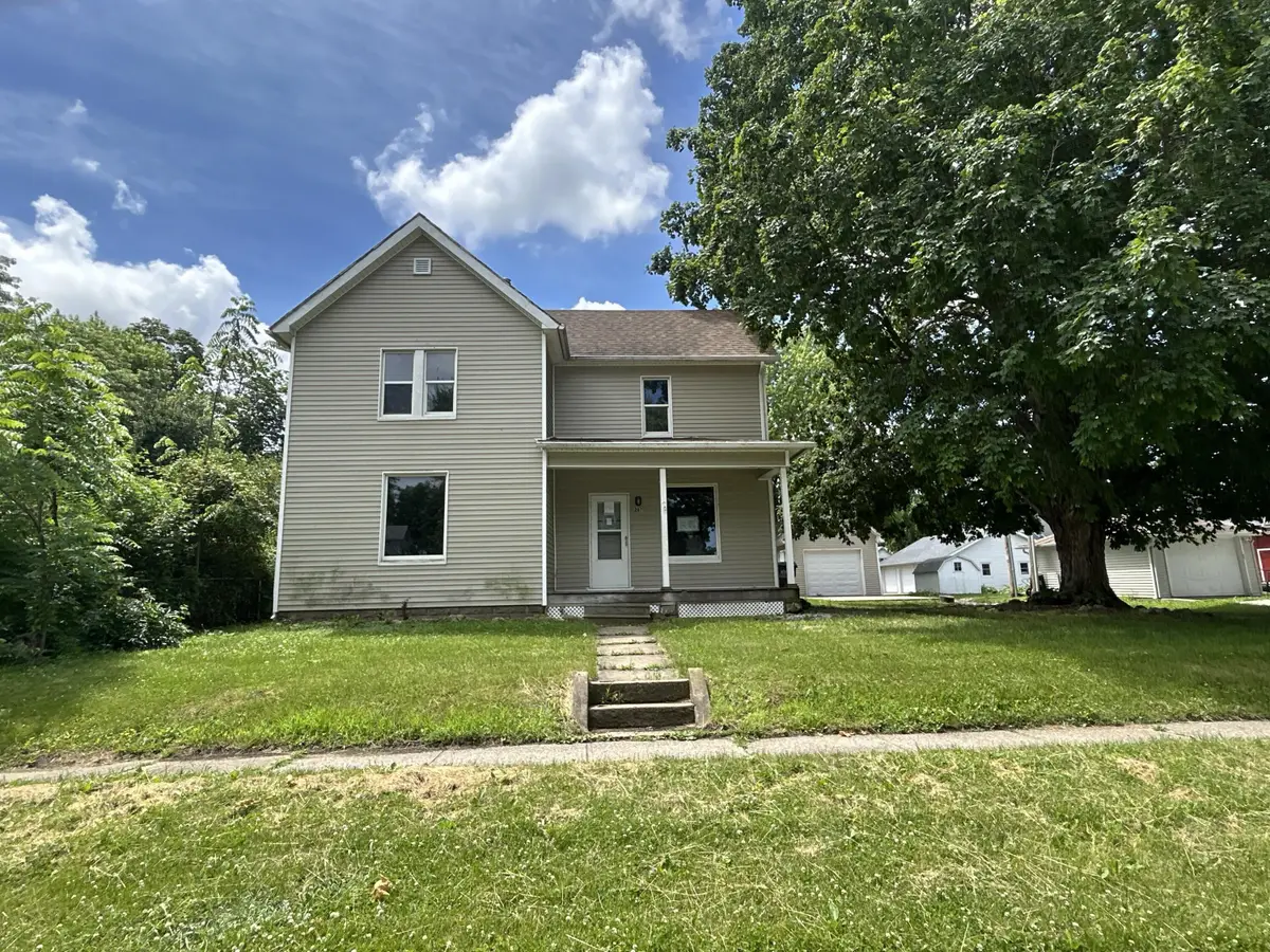 207 E Jayne St, Lone Tree, IA 52755 - #1