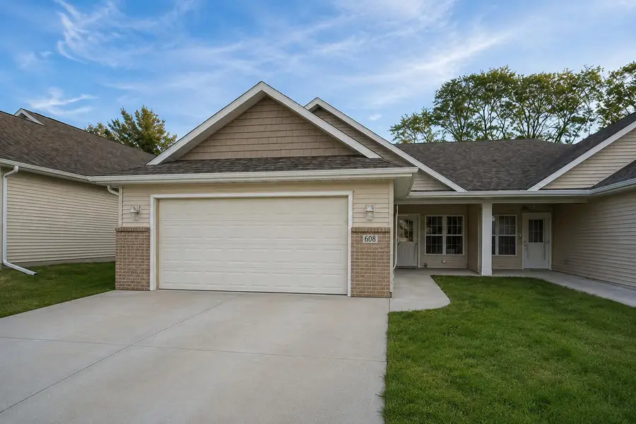 608 Aspen, Muscatine, IA 52761 - #2