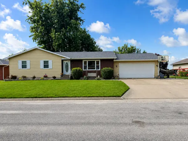 205 York, Wilton, IA 52778