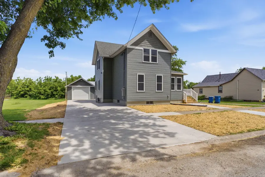 322 W Lincoln Street, Walcott, IA 52773 - #2