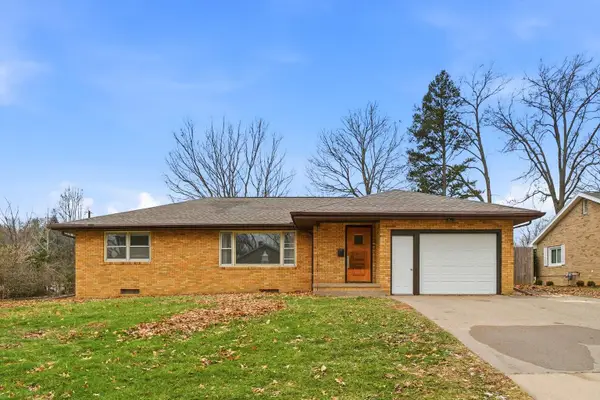 2000 Circle, Muscatine, IA 52761