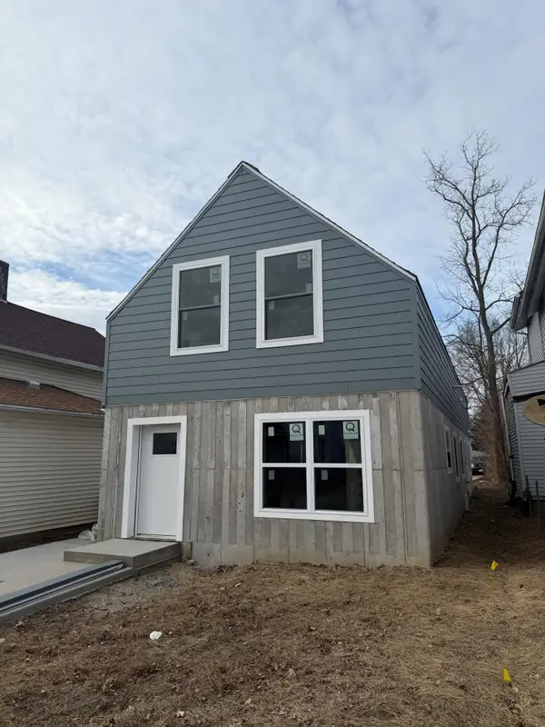 613 E 6th, Muscatine, IA 52761