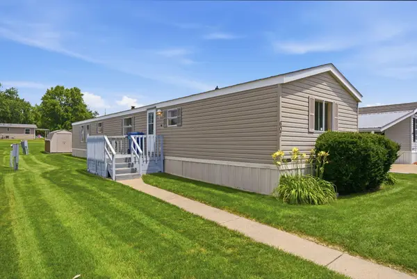 607 E 1st, Wilton, IA 52778
