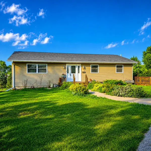 2808 Chestnut, Columbus City, IA 52737