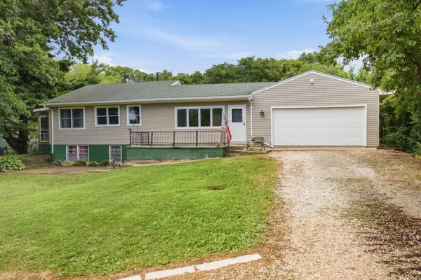 1952 Ward, Muscatine, IA 52761