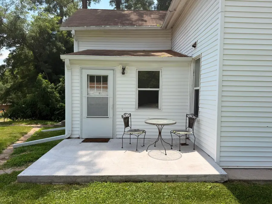 613 Climer St, Muscatine, IA 52761 - #3