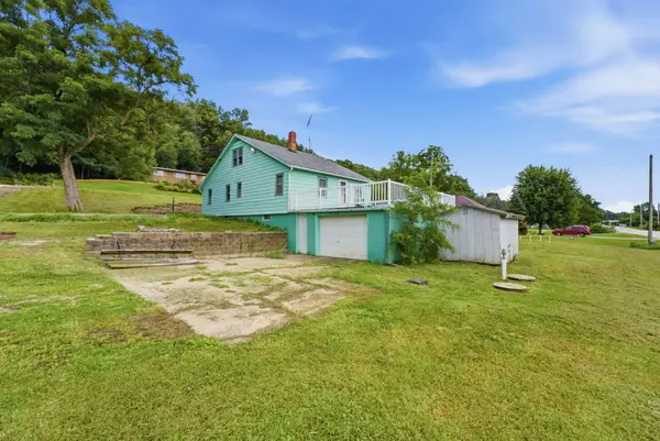 2133 Adams, Muscatine, IA 52761
