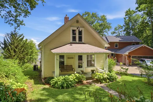706 W 2nd, Muscatine, IA 52761