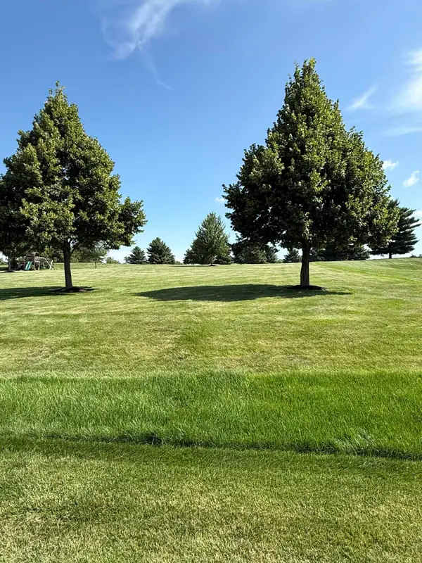 1957 Hale, Muscatine, IA 52761