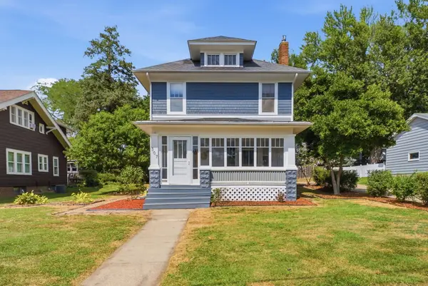 307 Parkington, Muscatine, IA 52761