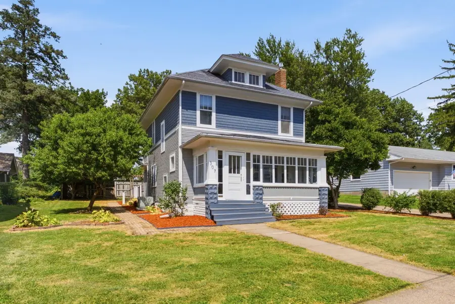 307 Parkington, Muscatine, IA 52761 - #2
