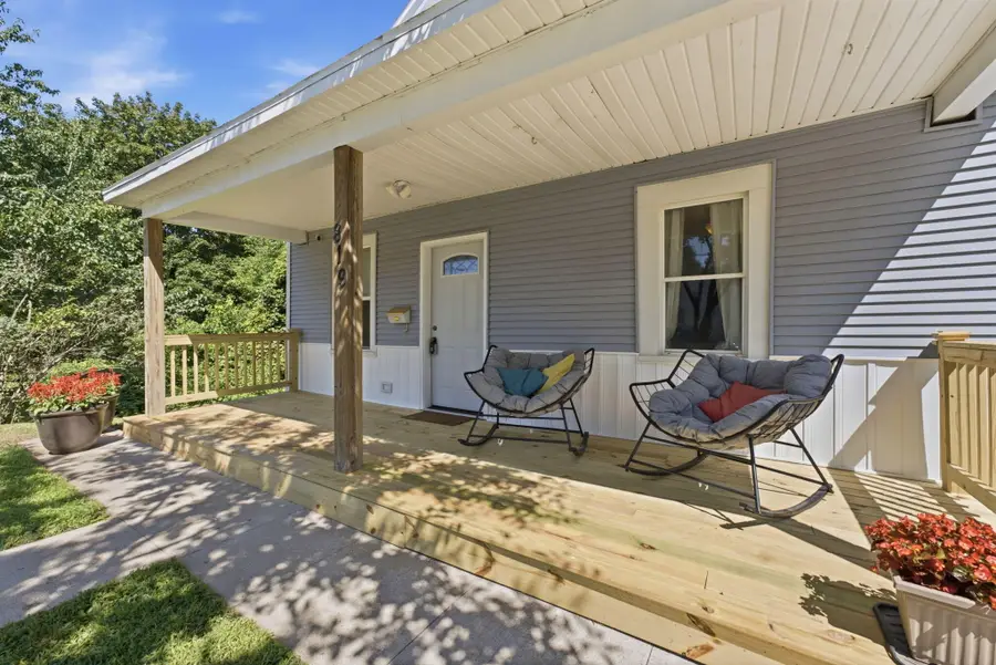 819 Hoffman, Muscatine, IA 52761 - #2