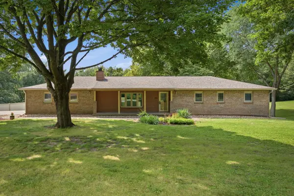 2806 Musquota, Muscatine, IA 52761