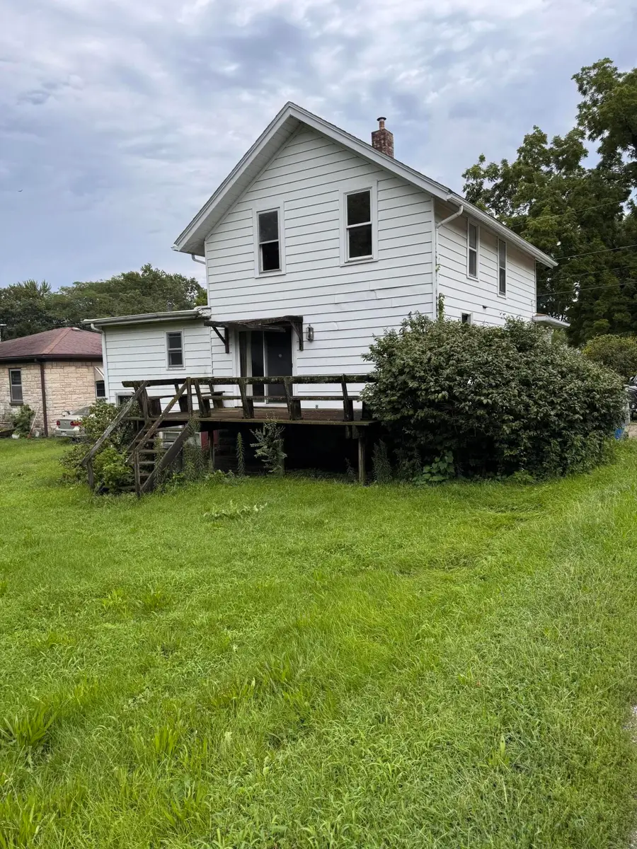 713 E 11th St, Muscatine, IA 52761 - #2