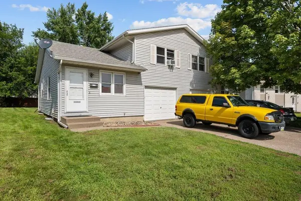3020 N Michigan, Davenport, IA 52761