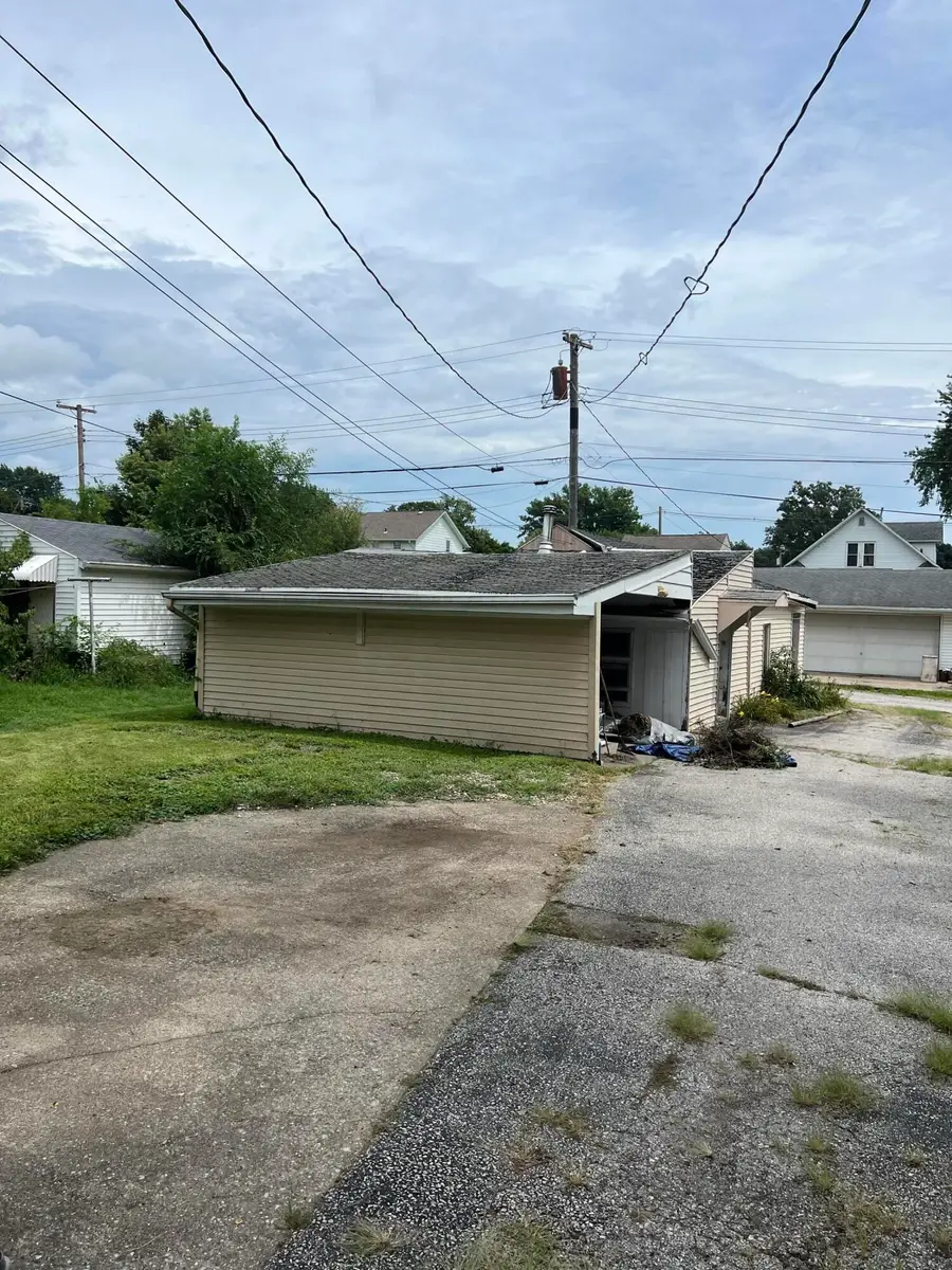 1103 1st Ave, Muscatine, IA 52761 - #2