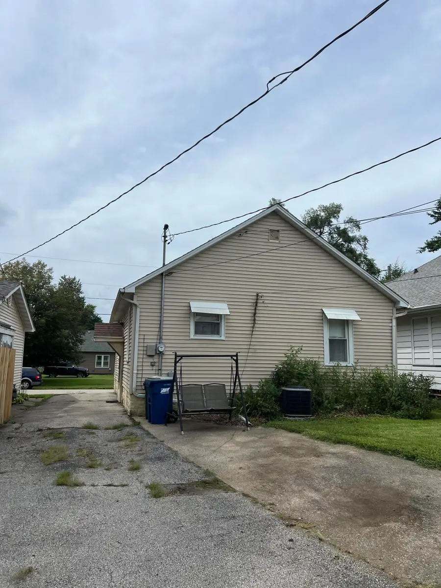 1103 1st Ave, Muscatine, IA 52761 - #3