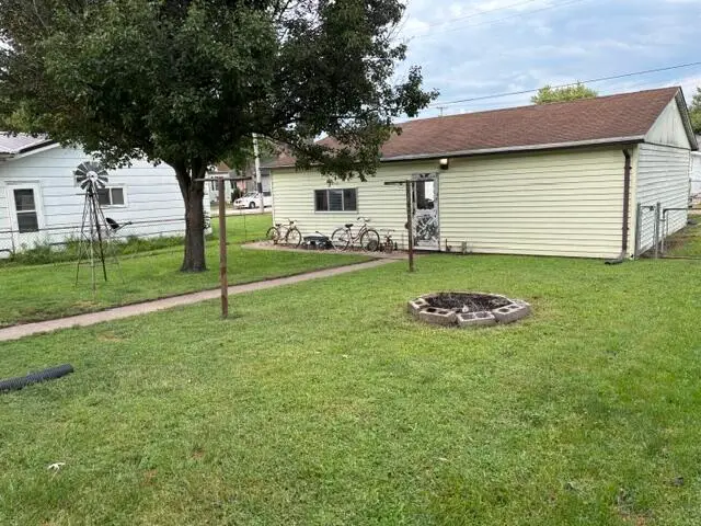 1606 Indiana, Muscatine, IA 52761 - #2