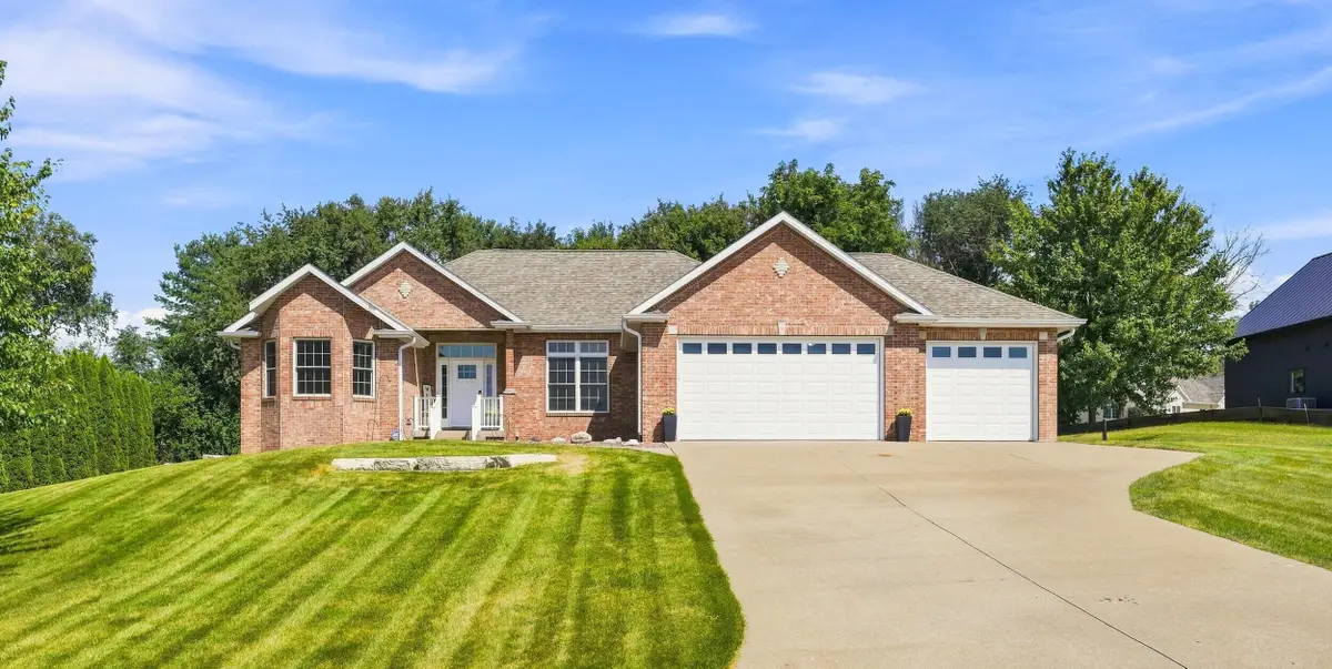 2619 Anna Elizabeth, Muscatine, IA 52761 - #1
