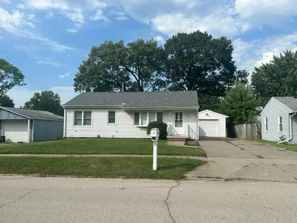 805 Wier St, Muscatine, IA 52761