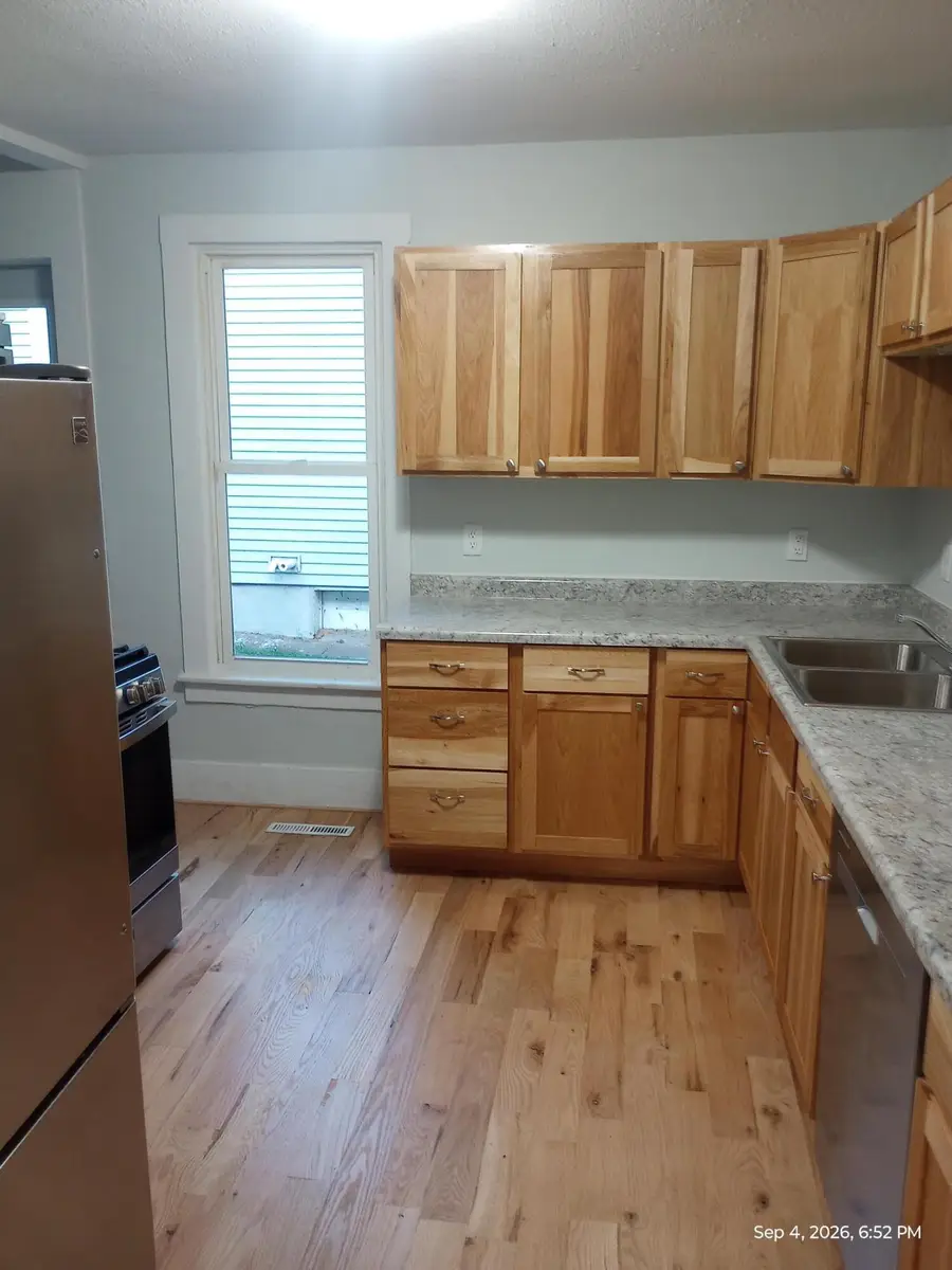 1812 New Hampshire, Muscatine, IA 52761 - #3