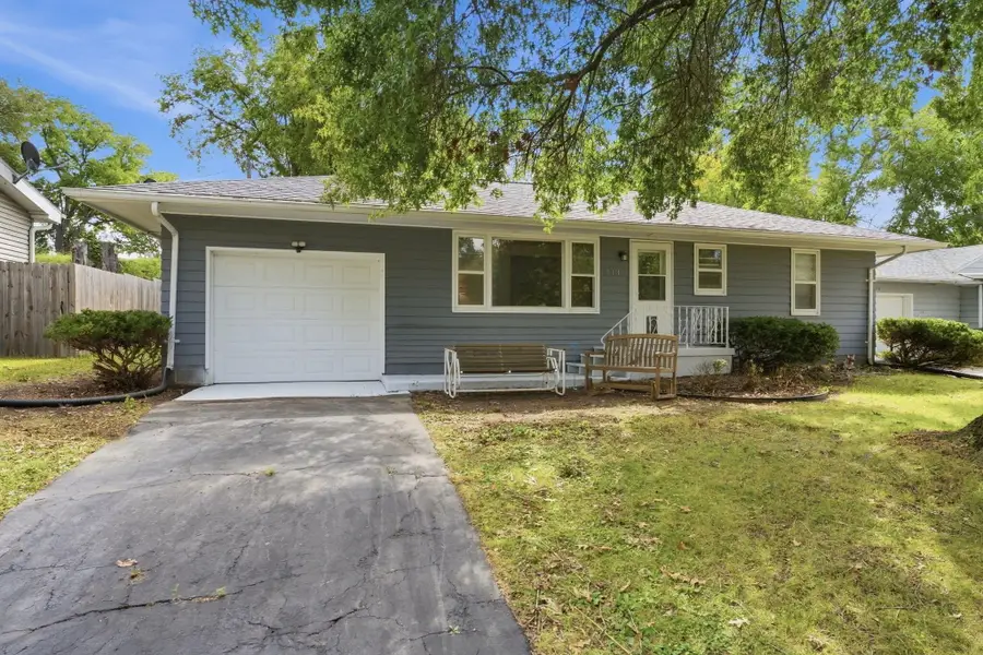 714 Lake Park Blvd, Muscatine, IA 52761 - #3
