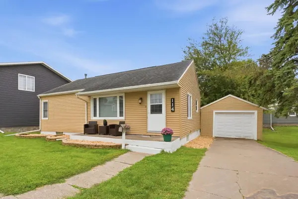 114 Jefferson, Muscatine, IA 52761
