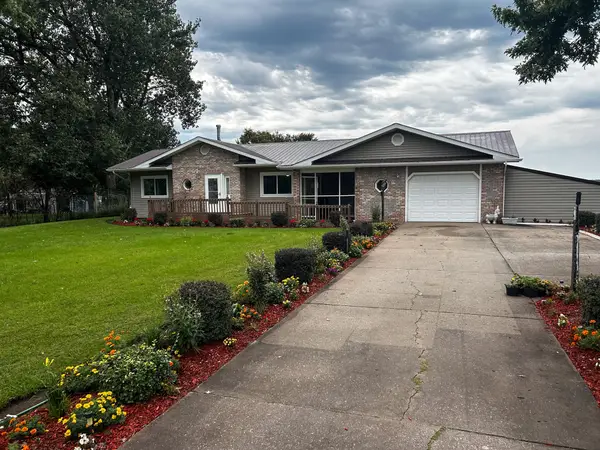 5010 67th W, Muscatine, IA 52761
