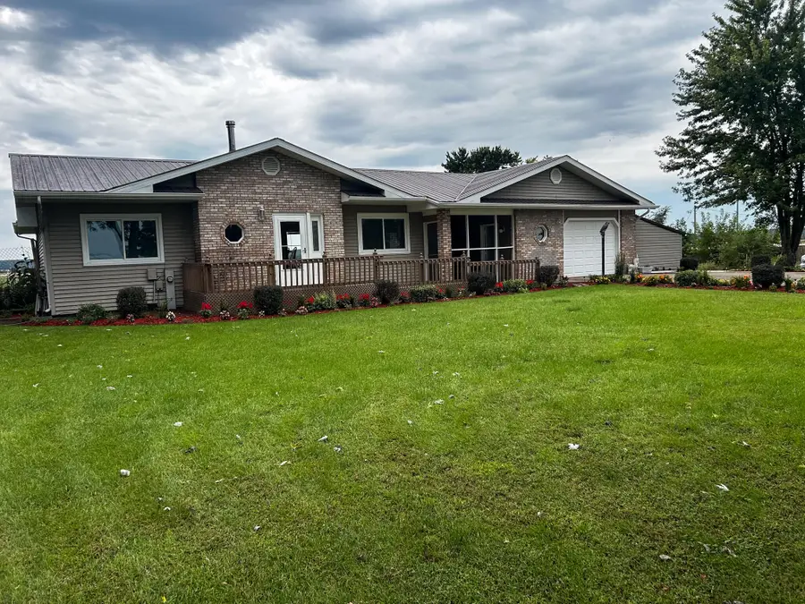 5010 67th W, Muscatine, IA 52761 - #2