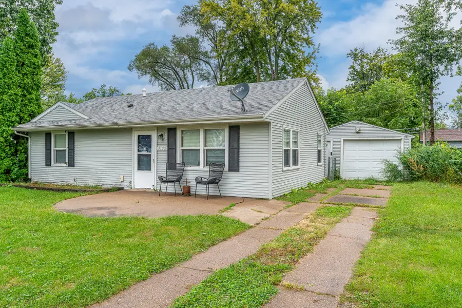 3102 W 68th, Davenport, IA 52806 - #2