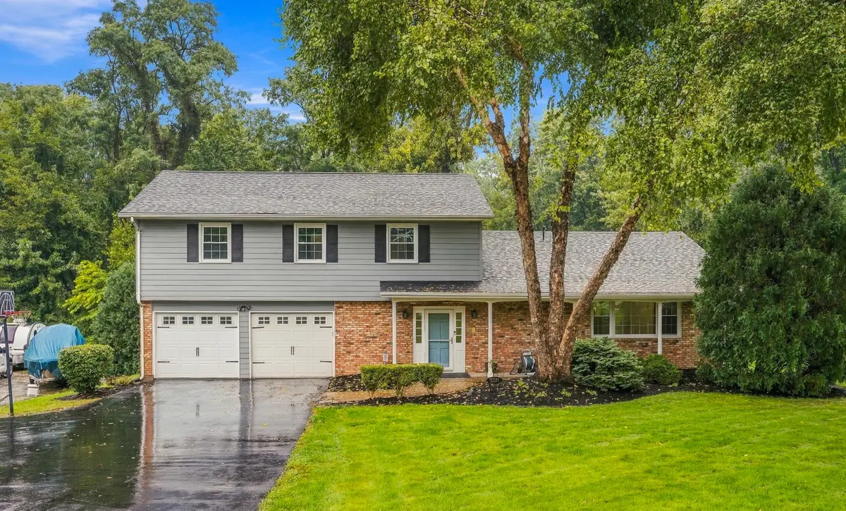 3221 Mulberry Ave, Muscatine, IA 52761 - #1