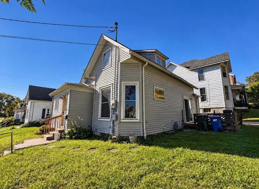 716 Spring, Muscatine, IA 52761 - #2