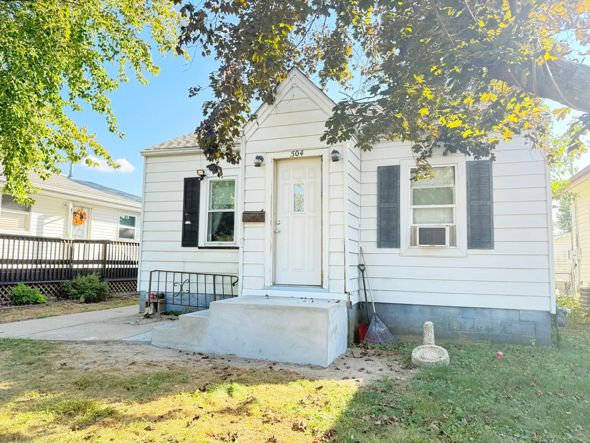 504 Adams, Muscatine, IA 52761 - #1