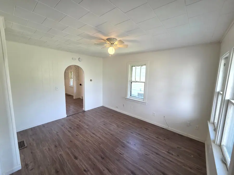 1904 Sterneman, Muscatine, IA 52761 - #3