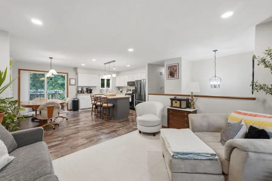 1427 Esther St, Iowa City, IA 52240 - #2