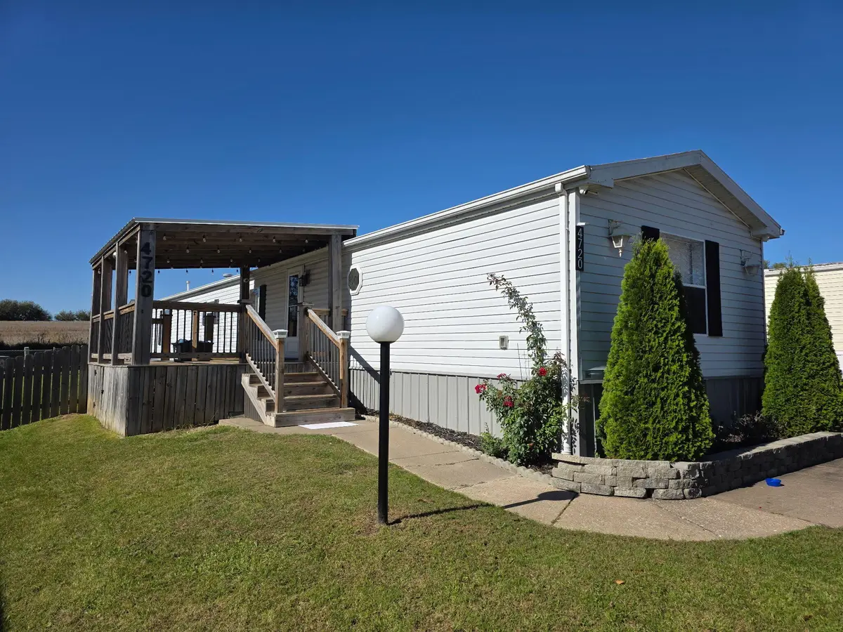 4720 Wooddale, Davenport, IA 52806 - #1
