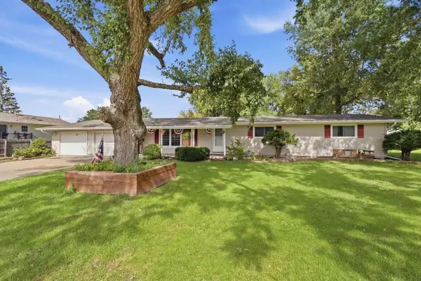 215 W Prairie St, Wilton, IA 52778