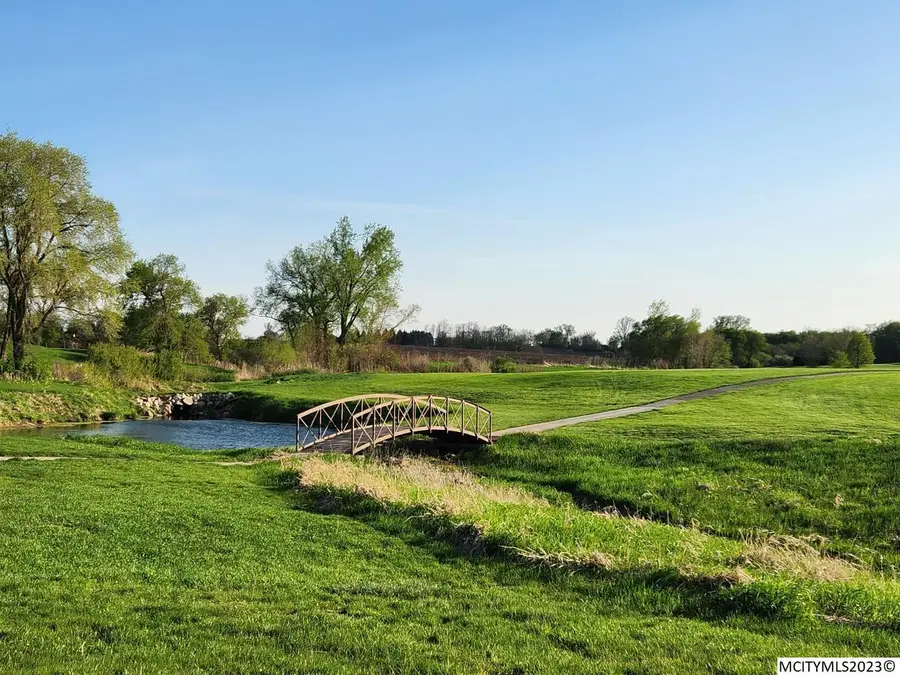 210 Brickyard Ct, Sheffield, IA 50475 - #2