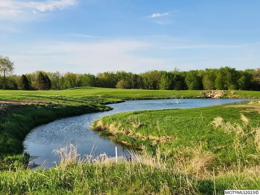 210 Brickyard Ct, Sheffield, IA 50475 - #3