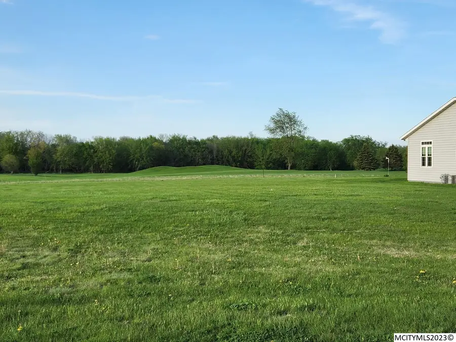 414 Brickyard Rd, Sheffield, IA 50475 - Image #2