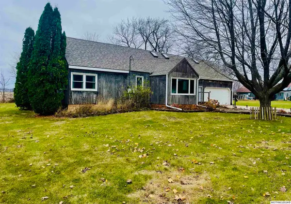 702 1st St N, ROCKWELL, IA 50469